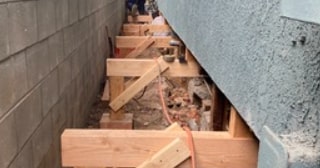 Подъем дома и замена фундамента в Реутове ФундаментРтв цена от 733 руб. - замена фундамента столбчатого | на винтовые сваи заказать